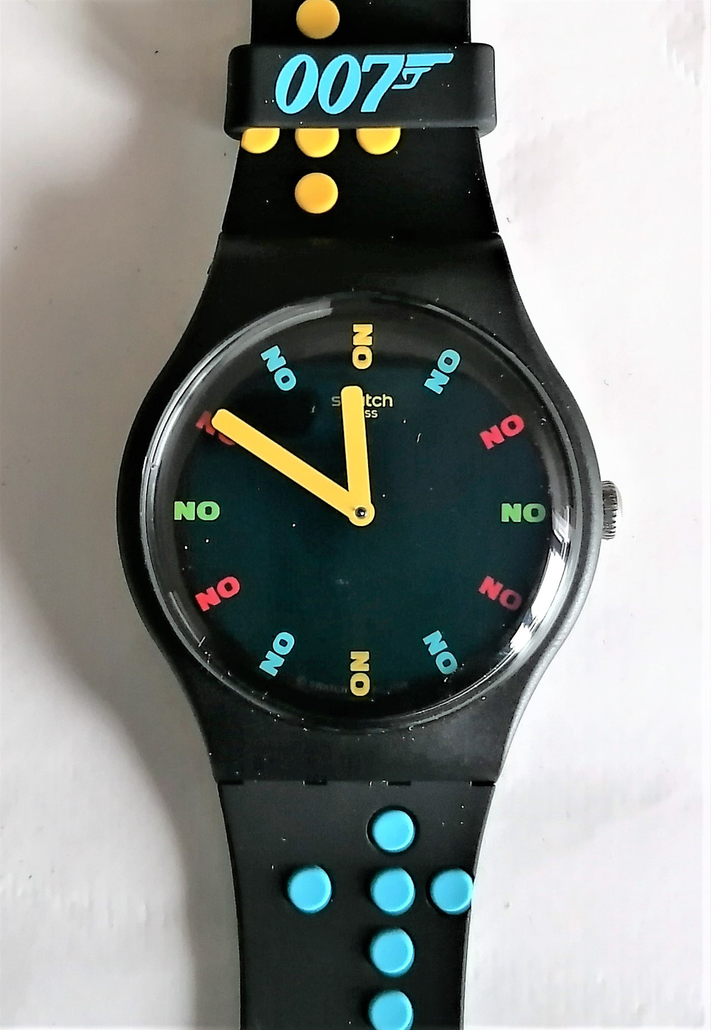 TICKINGFREE :: CATEGORIA :: SPECIAL / ARTIST PRODOTTO :: Swatch Special  James Bond 2020 - SUOZ302 - Dr. NO - NUOVO -