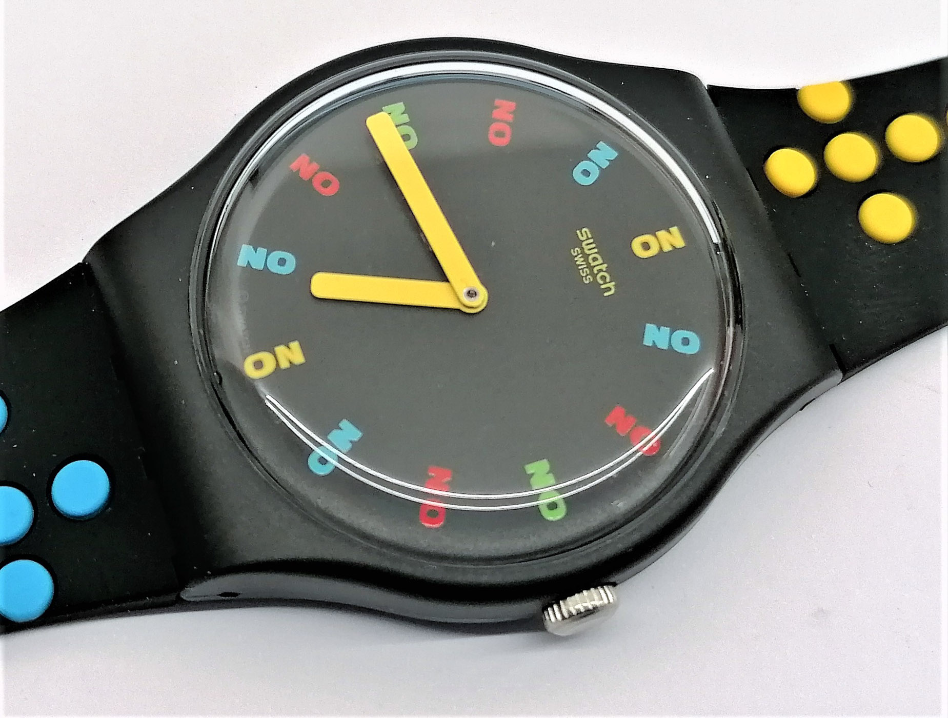 TICKINGFREE :: CATEGORIA :: SPECIAL / ARTIST PRODOTTO :: Swatch Special  James Bond 2020 - SUOZ302 - Dr. NO - NUOVO -